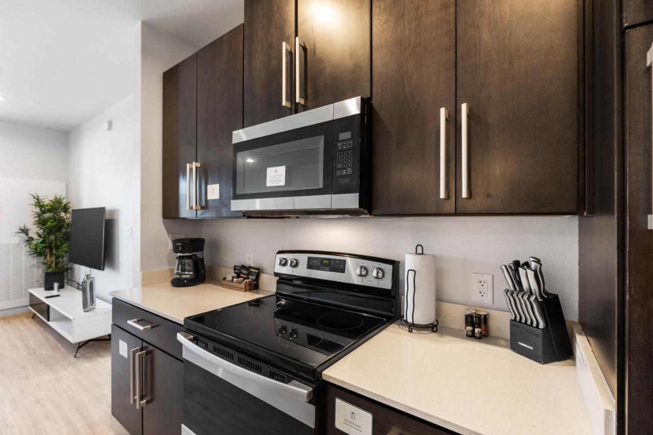 Flatz432 Apartments By Barsala Midland Exterior foto