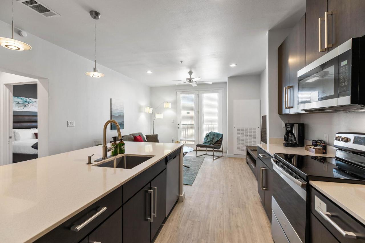 Flatz432 Apartments By Barsala Midland Exterior foto