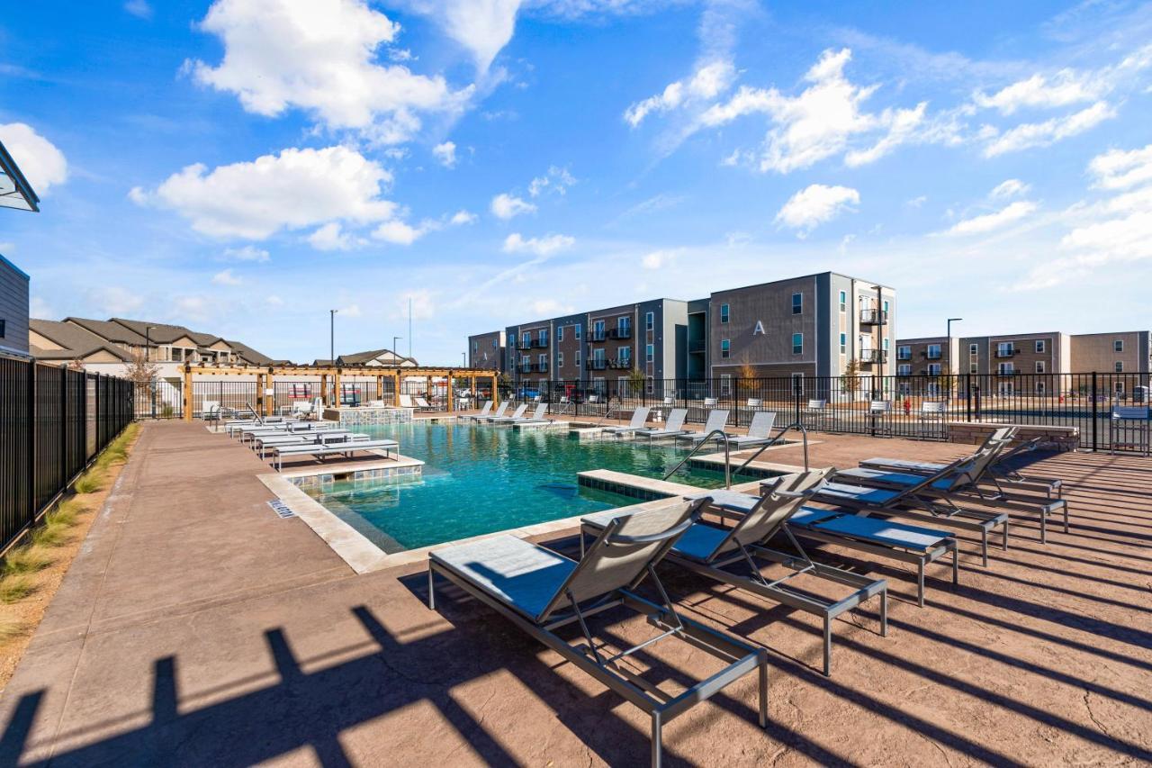 Flatz432 Apartments By Barsala Midland Exterior foto